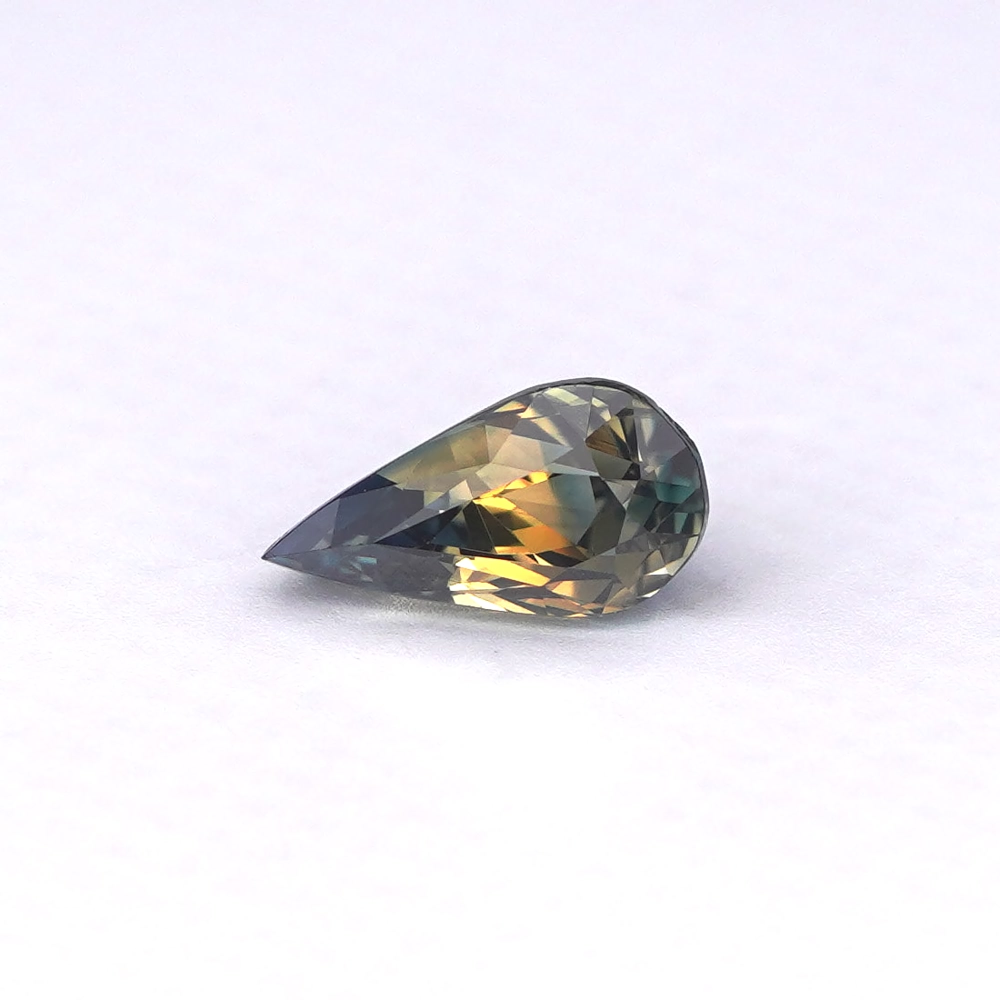 Bi Color / parti sapphire